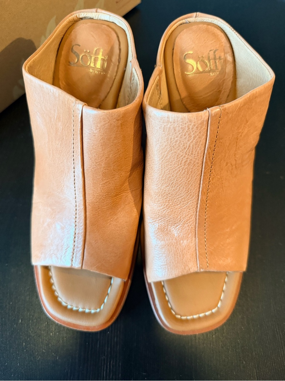 New in box / Sofft Tan Leather Open-Toe Mule - Women's Slip-On Sandal